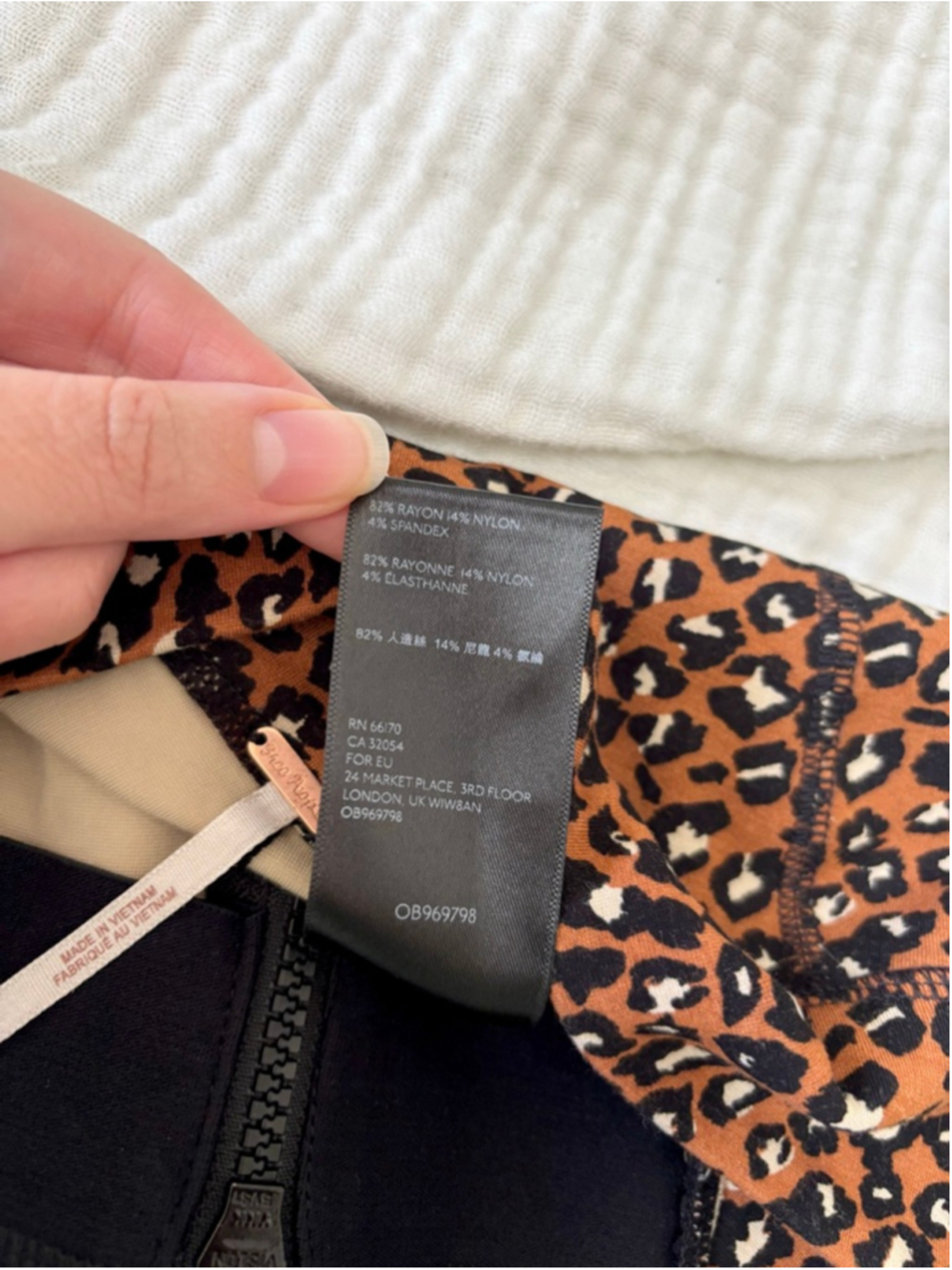 Women's Free People Brown Black Leopard Print Bike Shorts S Rayon - Picture 4 of 10